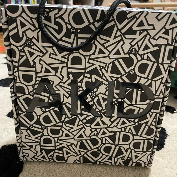 AKID Bandana Inspired Sneakers - Picture 4 of 8